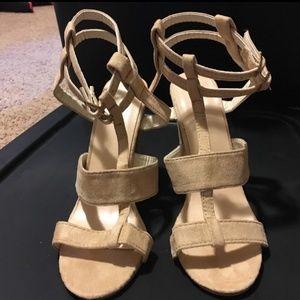 none Shoes - Nude color heel, no brand, never worn. none Shoes - Nude color heel, no brand, never worn.